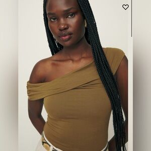 Reformation top NWT size small